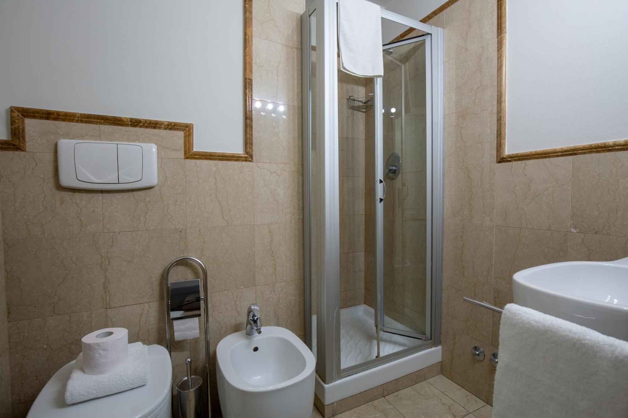 Rondinelli Charme Prestige Apartment Florence Exterior photo